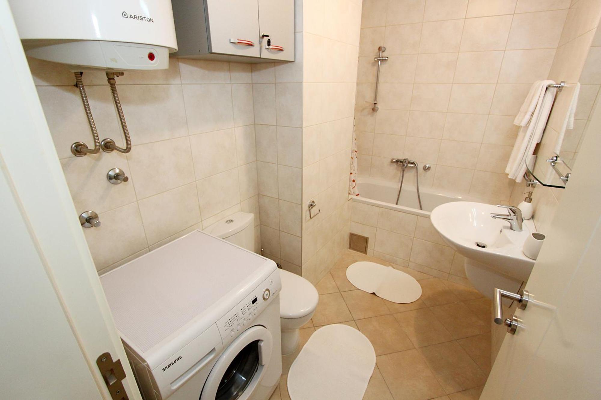 New Belgrade Apartments, Parking 5 Eur Per Day الغرفة الصورة
