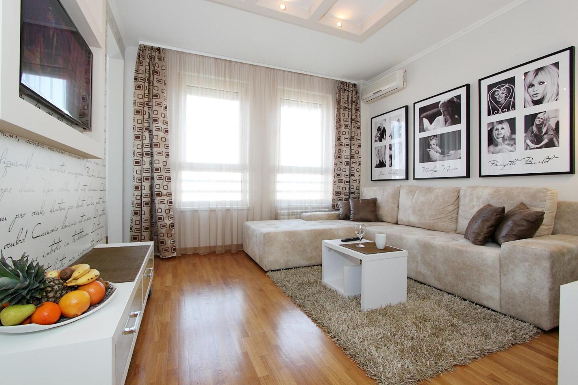 New Belgrade Apartments, Parking 5 Eur Per Day الغرفة الصورة